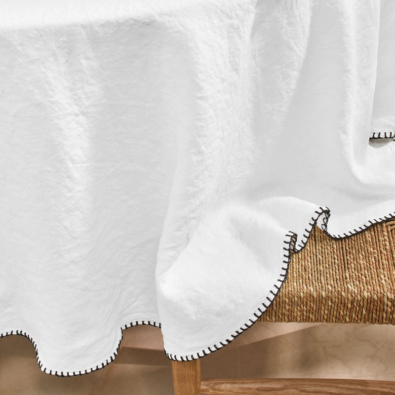 Nappe en lin ronde avec point de cheval blanc optique