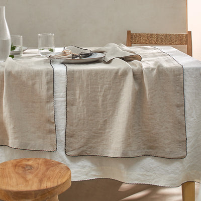 Chemin de table en lin lavé bordure crochet naturel