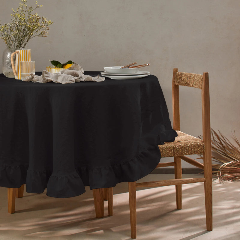Nappe en lin ovale a volant encre noire