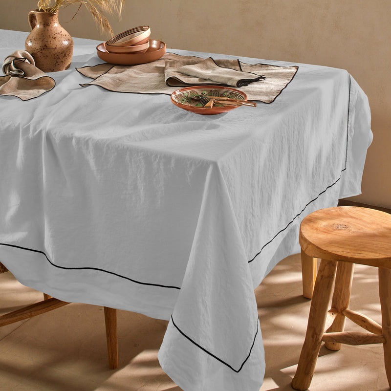 Nappe 100% lin lavé gris minéral avec bord Bourdon