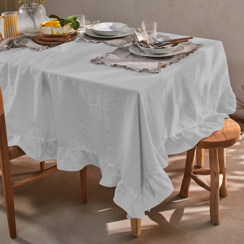Nappe rectangulaire sur mesure  à volants en lin lavé gris minéral