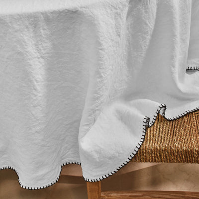 Nappe en lin ronde avec point de cheval gris minéral