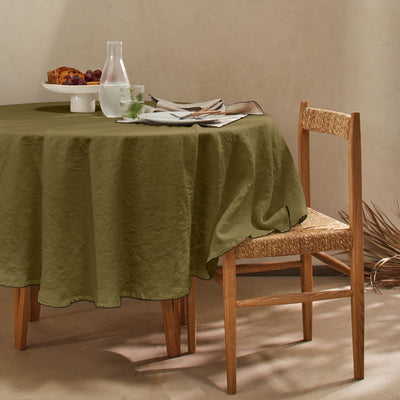 Nappe ovale sur mesure en lin bord crochet vert olive