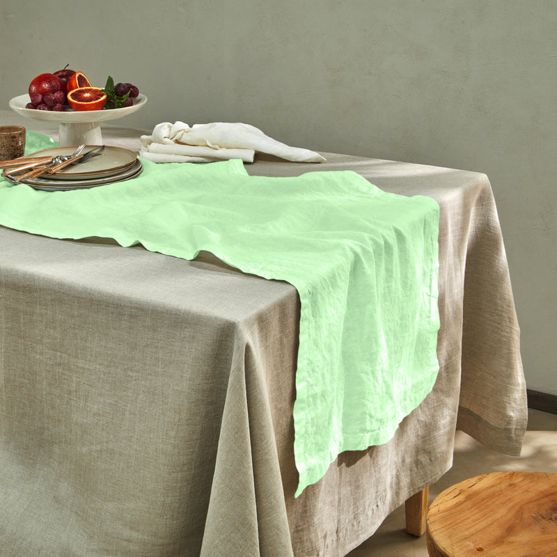 chemin de table basique 100% Lin vert menthe