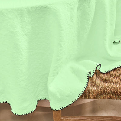 Nappe en lin ronde sur mesure avec point de cheval vert menthe
