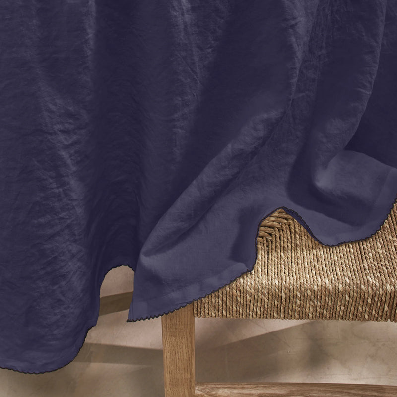 Nappe ronde bord crochet en lin lavé bleu nuit