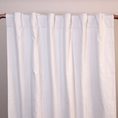 Vorhang aus verdunkelndem Stoff (100% Polyester)